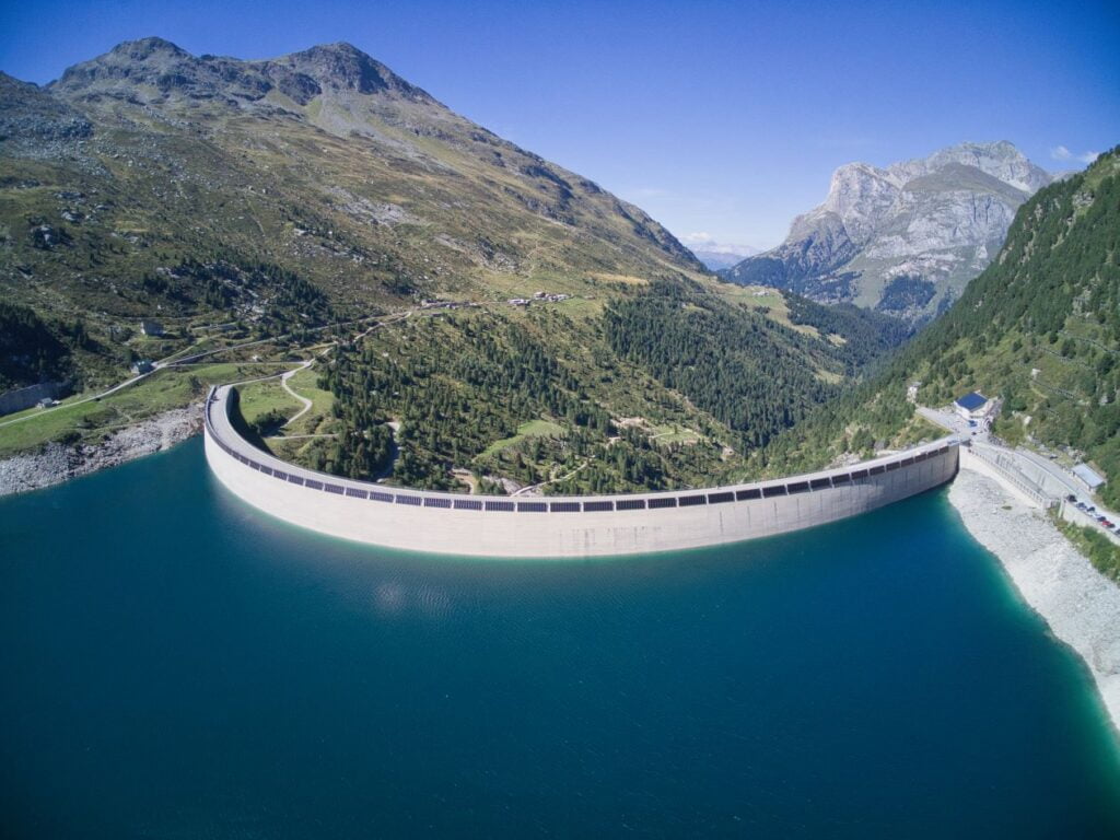 Die neue Vertragsmanagement Lösung mit SharePoint Online bringt der KHR erhebliche Vorteile.